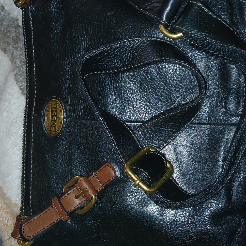 Fossil Black Pebble Leather Crossbody W/2 Zip Design